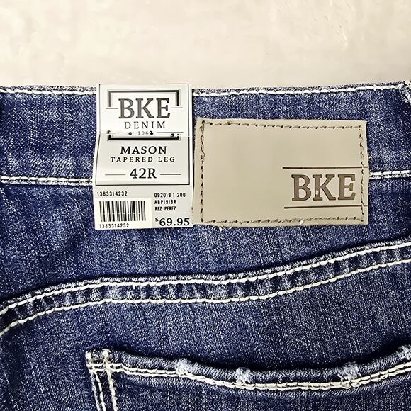 BKE Buckle Mason Tapered Leg Jeans Mens 42x31 Blue Stretch Denim Whiskers 42R - Picture 10 of 15